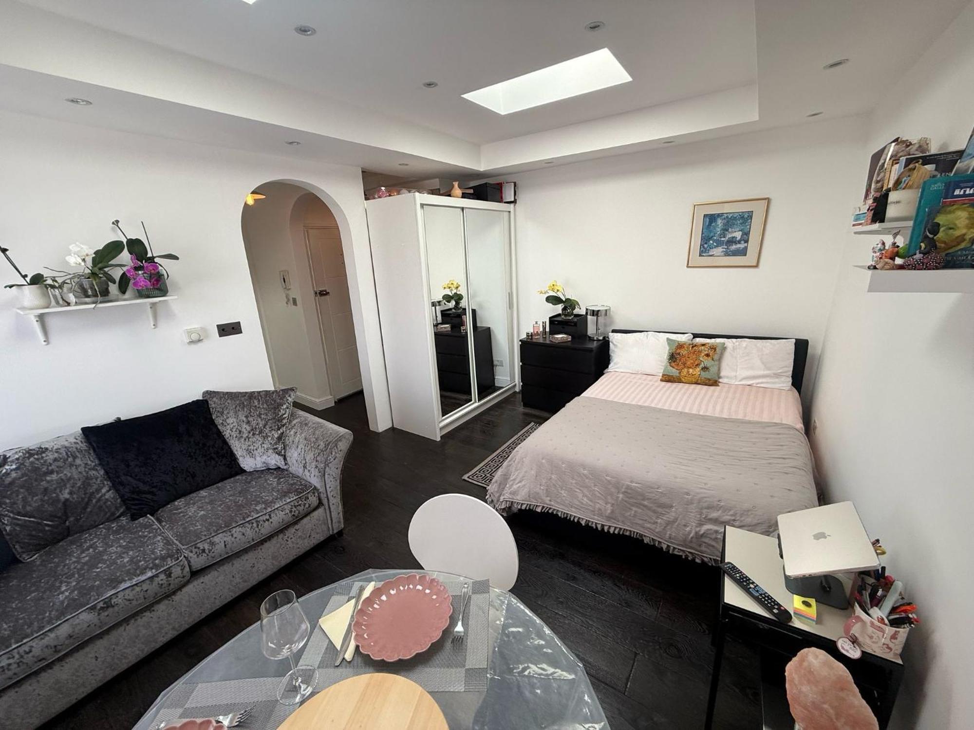 Apartamento Bayswater Large One Bedroom Studio, Late Check-in Londres