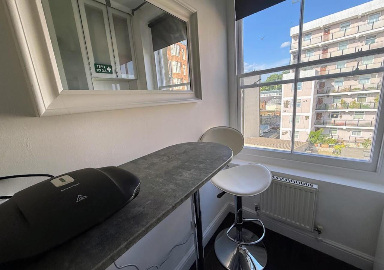 Apartamento Bayswater Large One Bedroom Studio, Late Check-in *