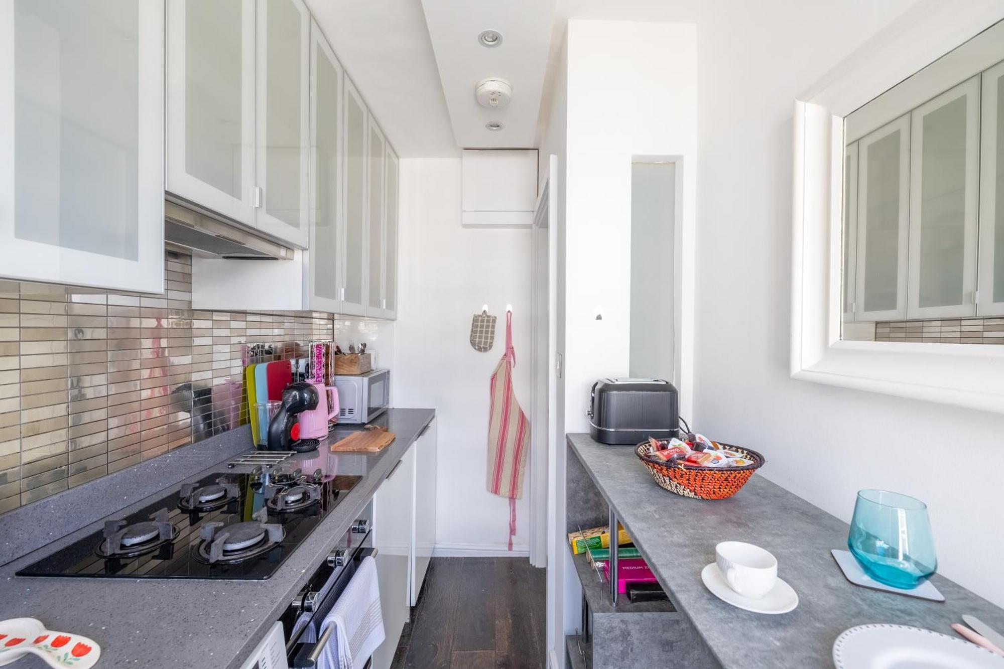 Apartamento Bayswater Large One Bedroom Studio, Late Check-in